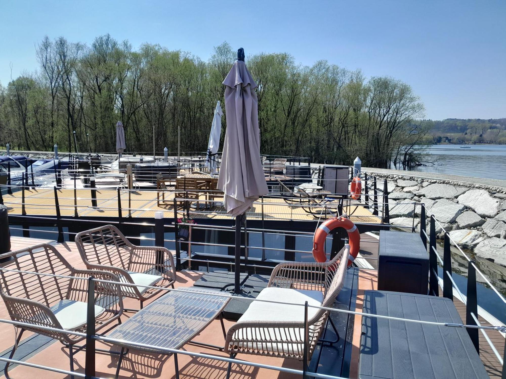 Floating Experience Black Pearl, Lago Maggiore Dormelletto Εξωτερικό φωτογραφία