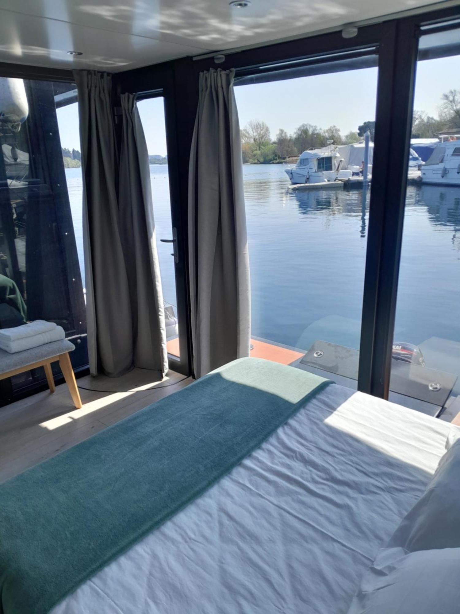 Floating Experience Black Pearl, Lago Maggiore Dormelletto Εξωτερικό φωτογραφία